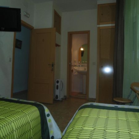 מדריד Hostal Florida מראה חיצוני תמונה