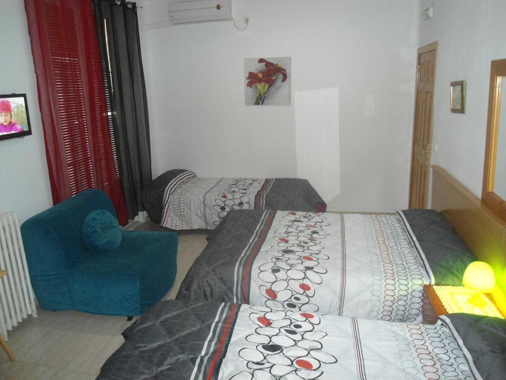 מדריד Hostal Florida מראה חיצוני תמונה