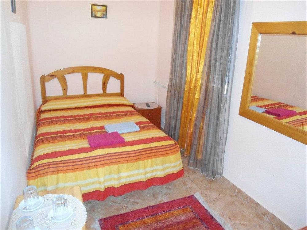מדריד Hostal Florida מראה חיצוני תמונה