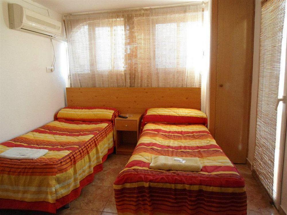 מדריד Hostal Florida מראה חיצוני תמונה