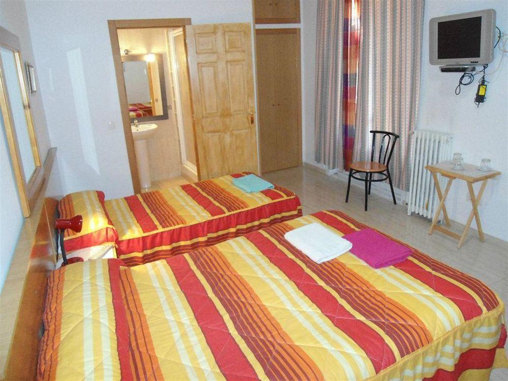 מדריד Hostal Florida מראה חיצוני תמונה