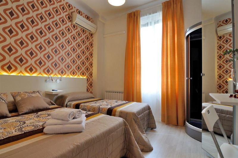 מדריד Hostal Florida מראה חיצוני תמונה
