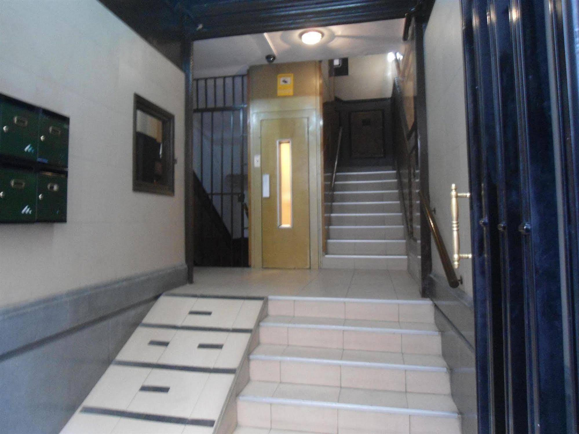 מדריד Hostal Florida מראה חיצוני תמונה